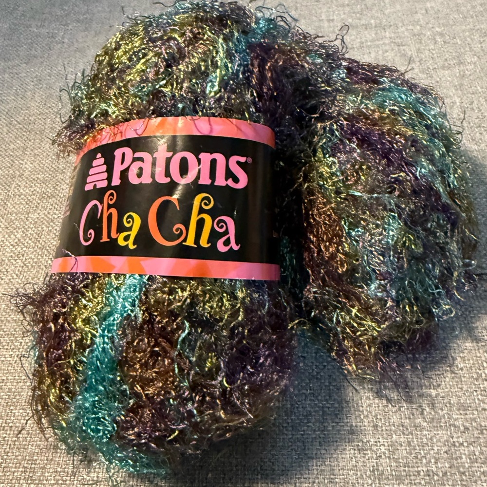 Patons Cha ChaYarn "Jazz" MultiColored Eyelash Style 2 Skeins #242002